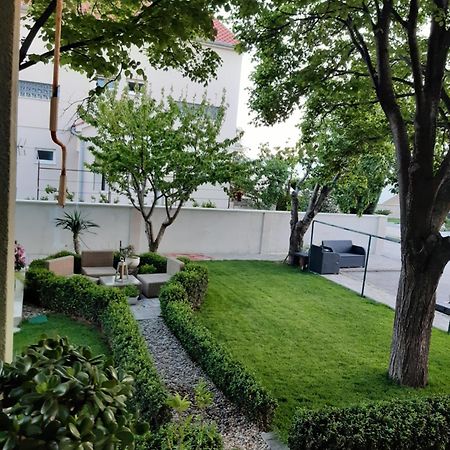 Apartman Barbir Sukosan Exterior photo
